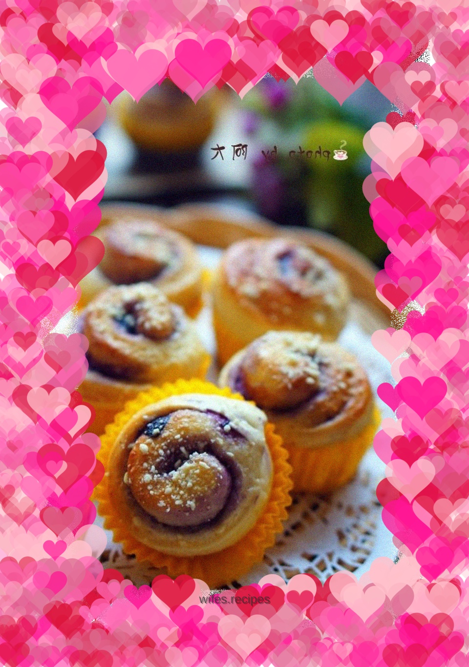 Creamy blueberry roll