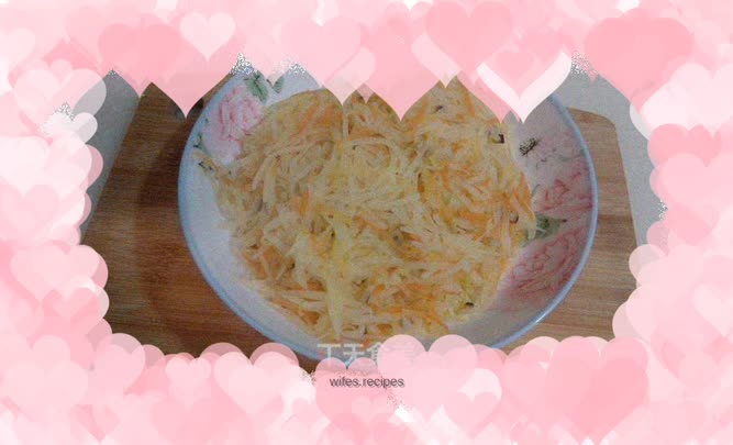 Colorful potato shreds