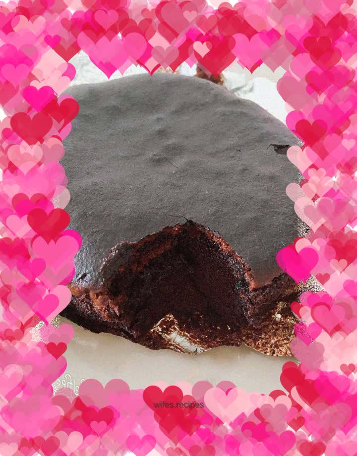 Chocolate concave cake