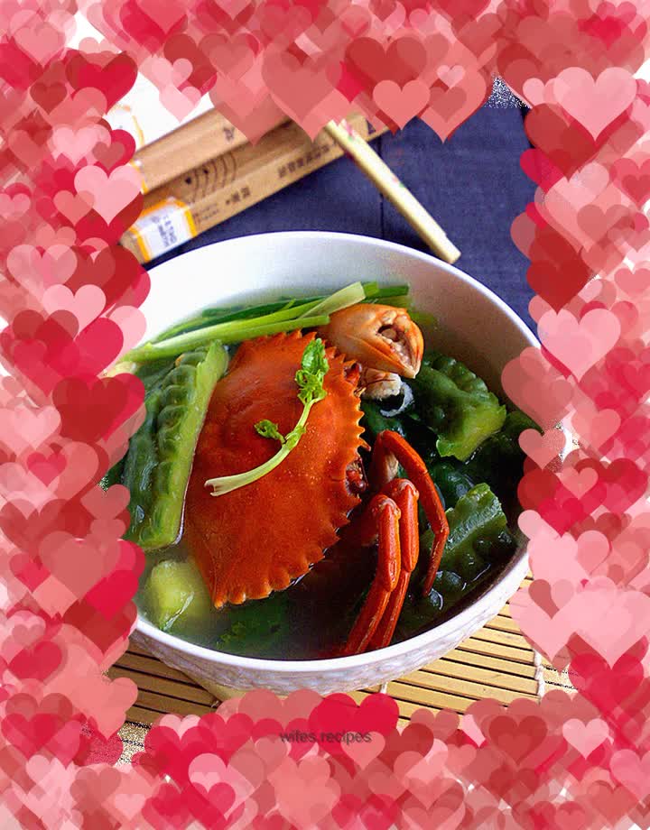 Crab boiled bitter gourd