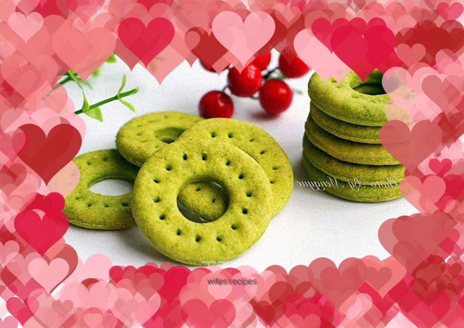 Spinach biscuit rings (very suitable for baby teething biscuits)