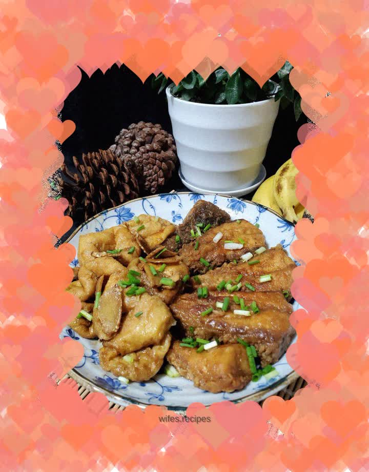 Fish tail stewed with oily tofu