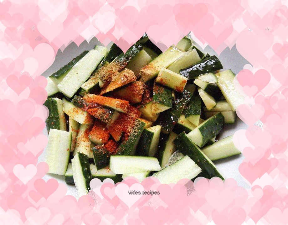 Multi-flavored cucumber salad