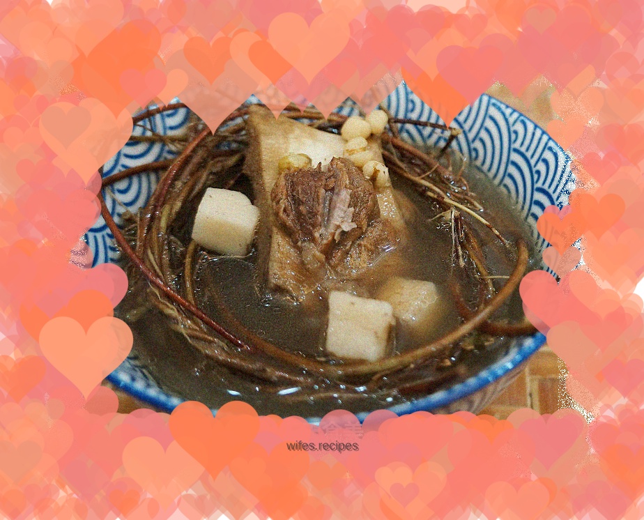 Chicken Bone, Grass Poria, Pig Hengli Nourishing Liver and Qudampness Decoction