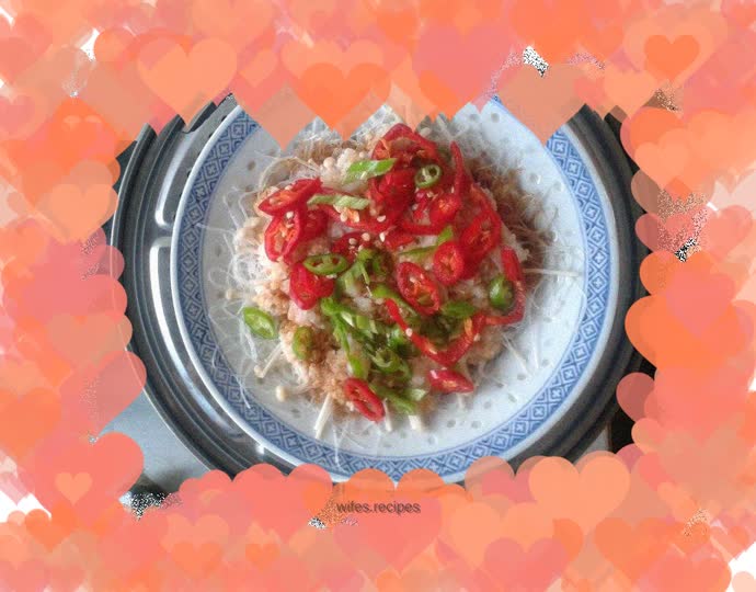 Garlic vermicelli with enoki mushrooms