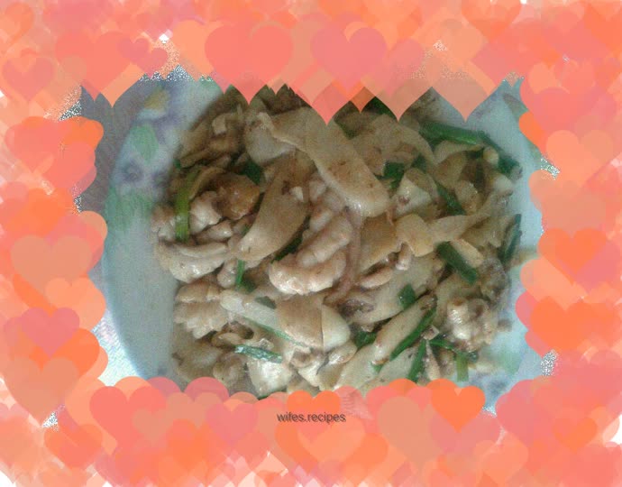 Home-cooked fried squid with wild rice