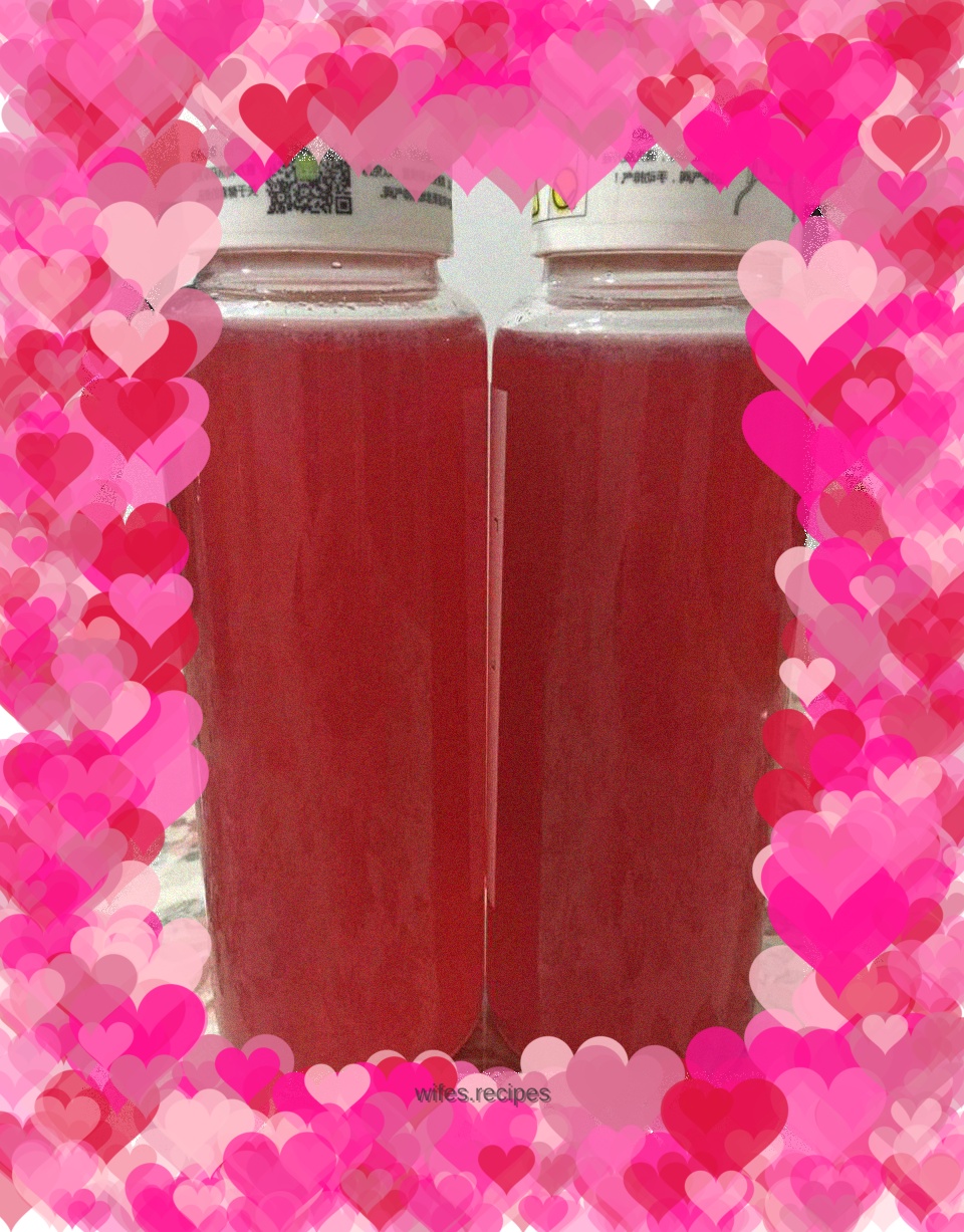 Honeydew melon, mulberry and lemon fresh brewed enzyme