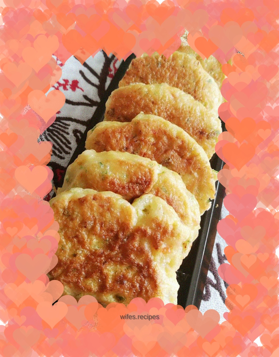 Multigrain, seasonal vegetable and shrimp pancake