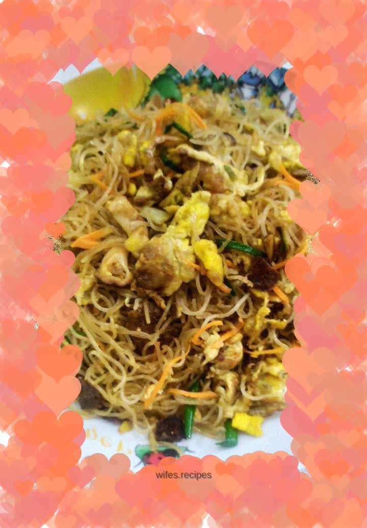 Agaricus blazei blazei dried squid stir-fried noodles