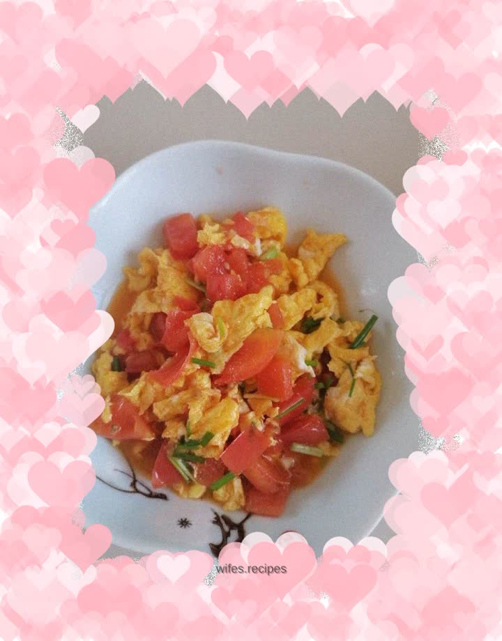 Scrambled eggs with tomatoes