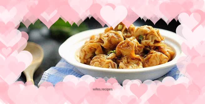 Wontons mixed with sesame sauce