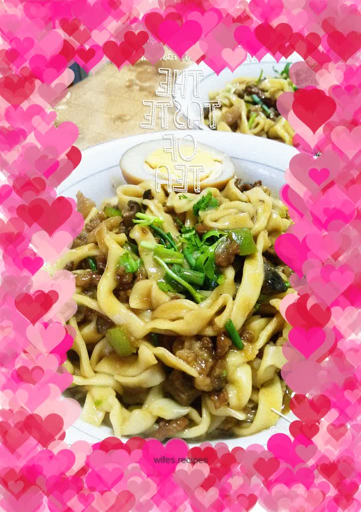 Braised pork noodles