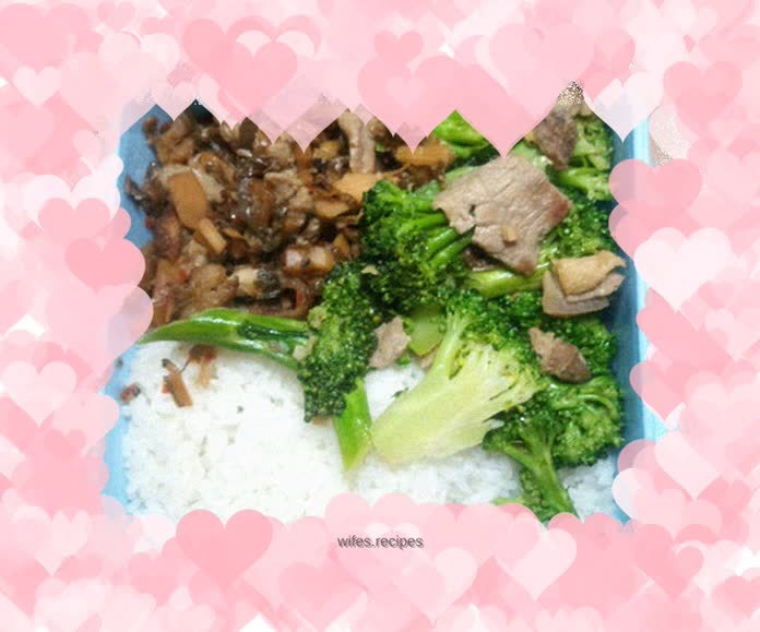 Stir-fried meat with broccoli--lunch series