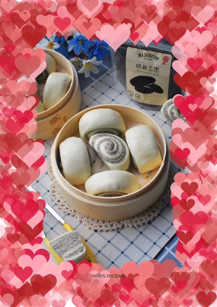 Black sesame two-color steamed buns