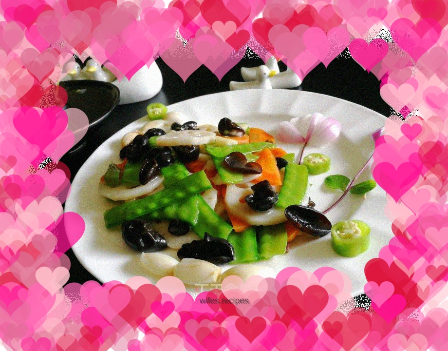 Summer weight loss classic quick dish, lotus pond stir-fry