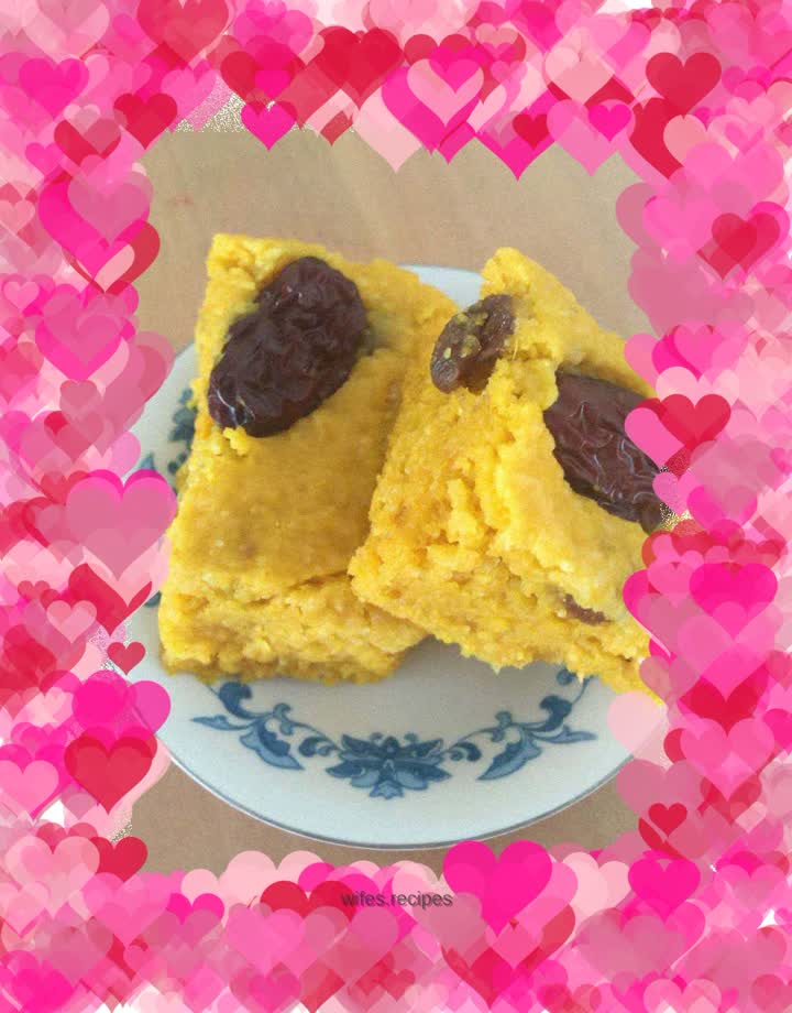 Pumpkin cornmeal steamed cake