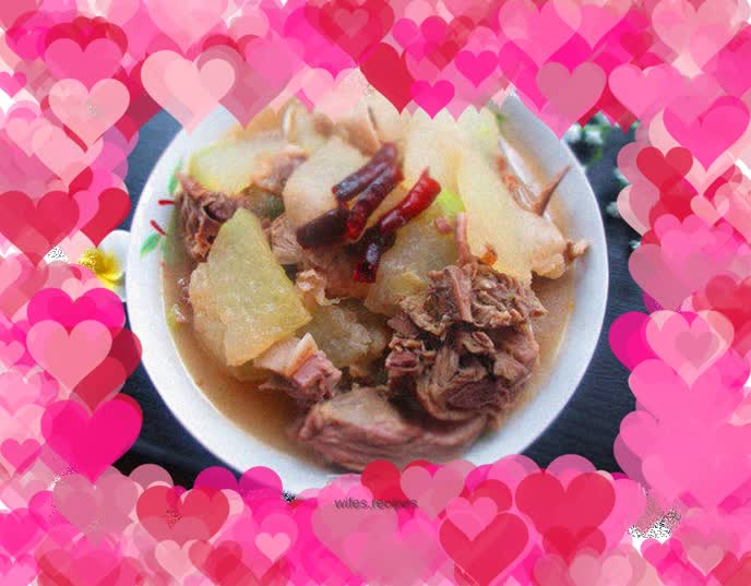 Salted duck stewed with winter melon