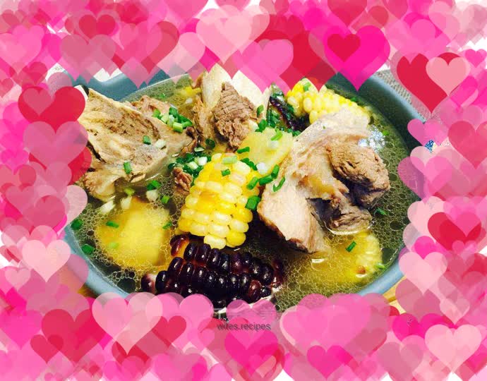 Pork bone and corn soup