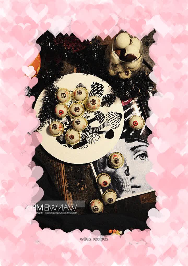 Red Velvet Mini Cake (Halloween Version Eyeball Cake)