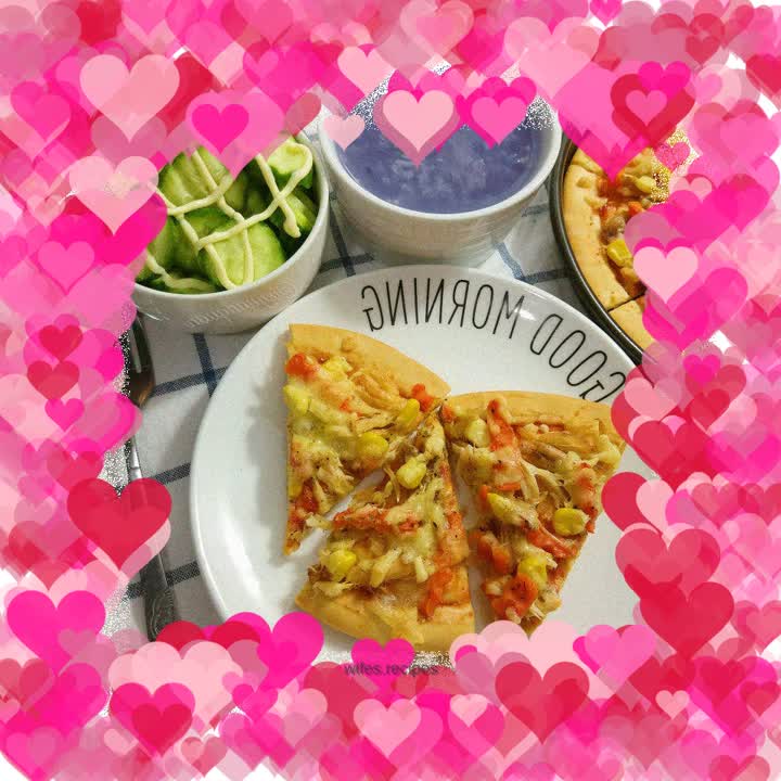 Carrot and Corn Chicken Pizza