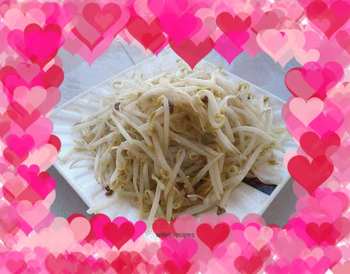 Fried mung bean sprouts