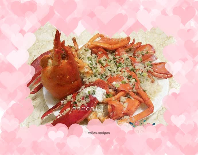 Vermicelli and garlic steamed lobster