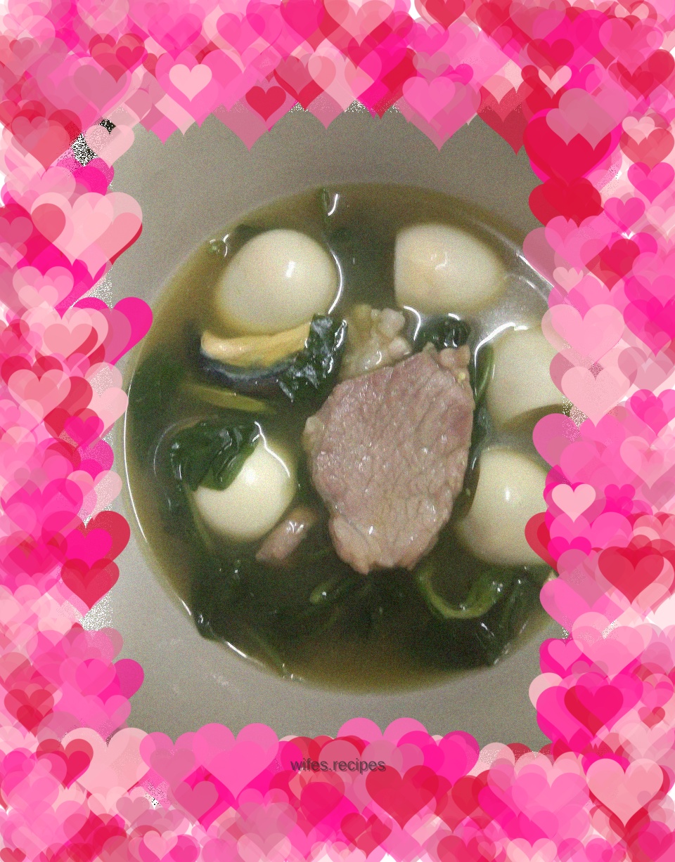 Lean meat, three eggs and wolfberry leaves in soup