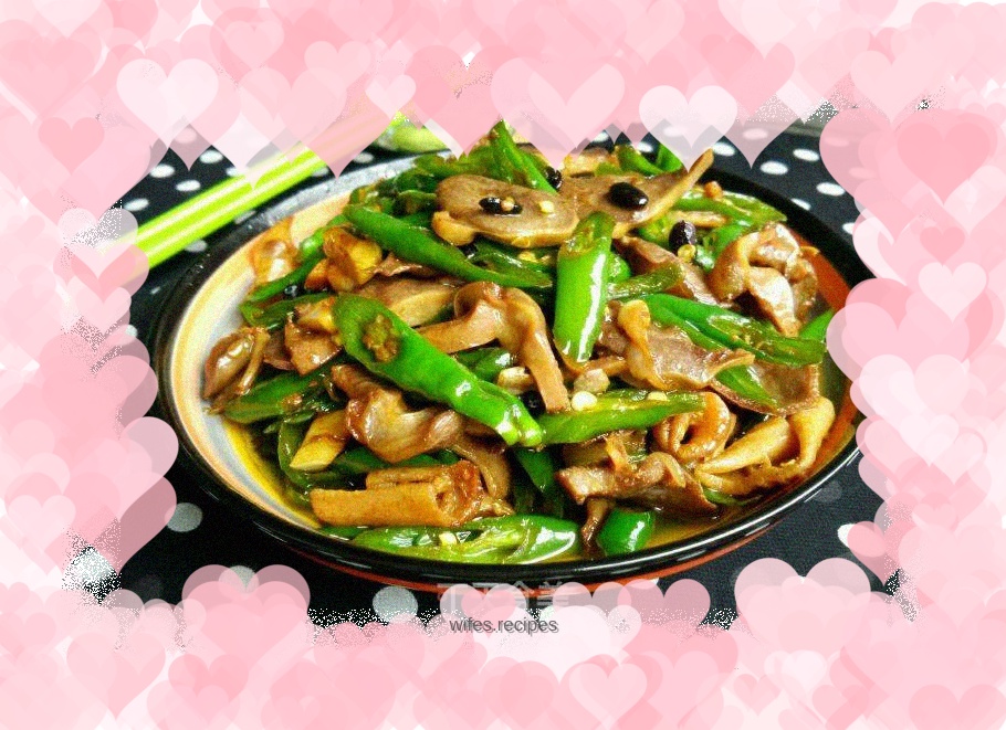 Stir-fried spicy duck gizzards