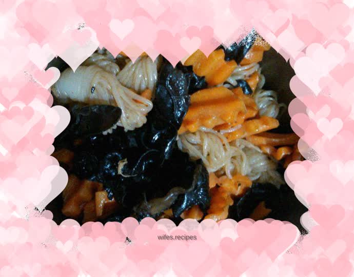 Stir-fried konjac with fungus, carrots