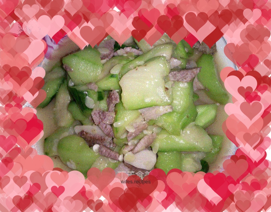 Stir-fried loofah with sliced meat
