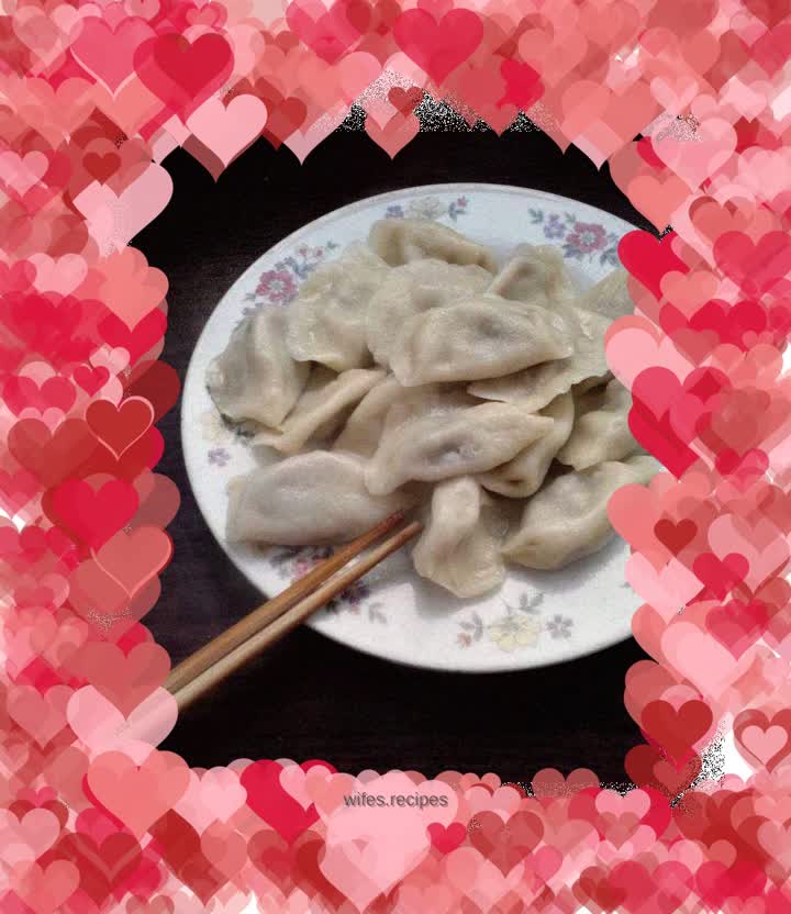 Bell pepper and king oyster mushroom dumplings