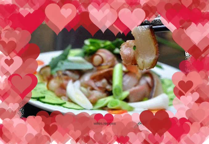 Rouba's dish------Stir-fried bacon with garlic sprouts