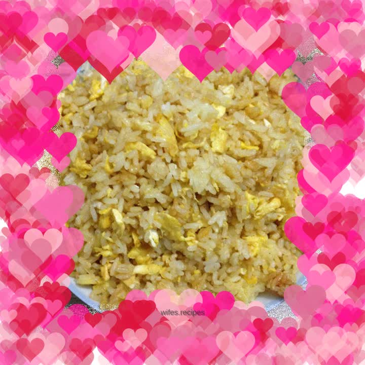 Fried hard rice with eggs