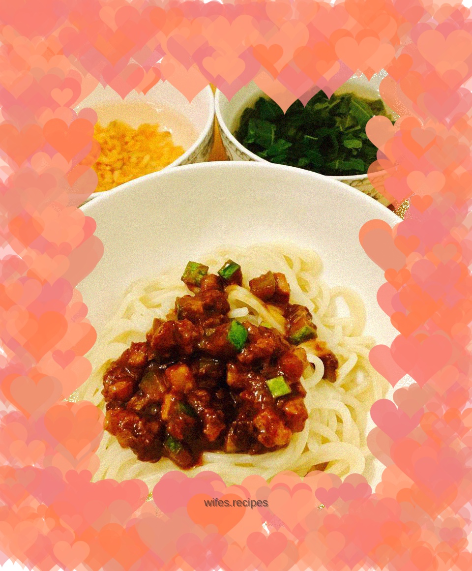 Unique flavor of fried noodles