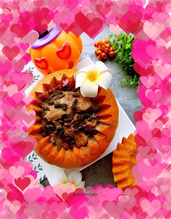 Steamed Pork Ribs in Pumpkin Cup with Black Bean Flavor