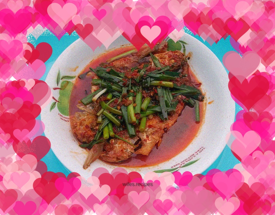 Braised small yellow croaker