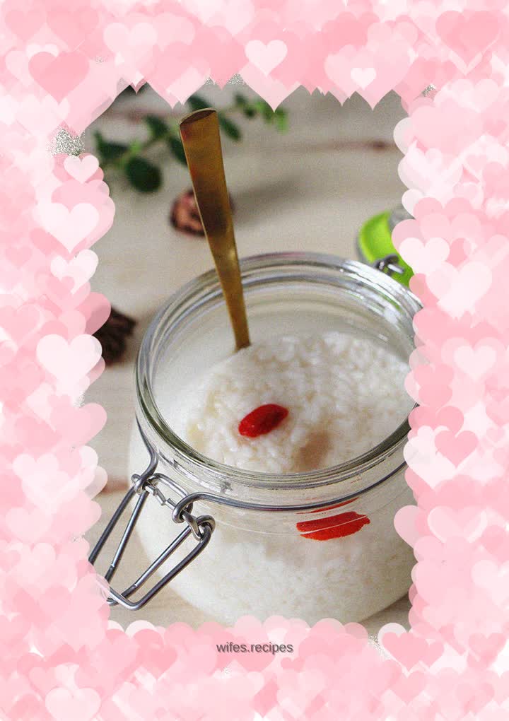 Homemade glutinous rice wine