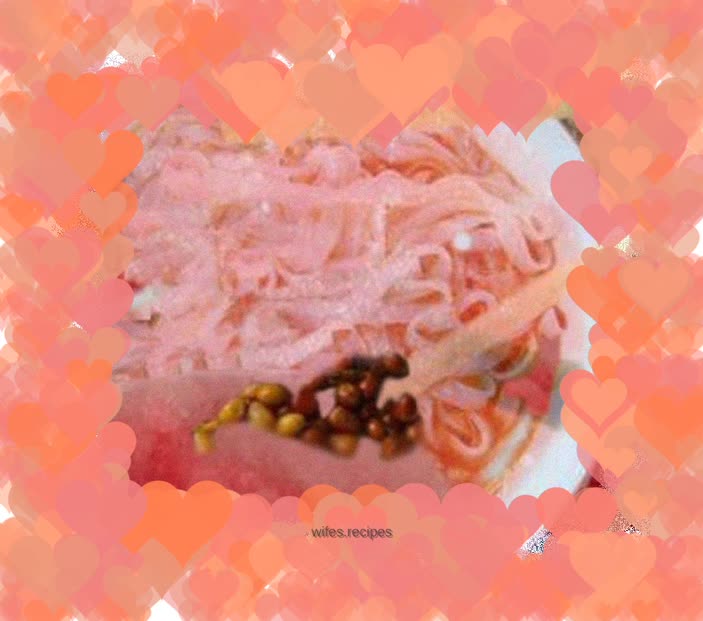 Watermelon cold roll noodles