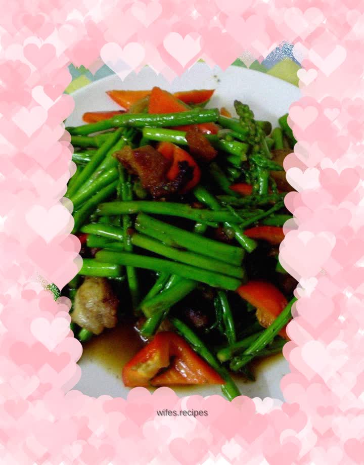 Stir-fried asparagus with twice-cooked pork