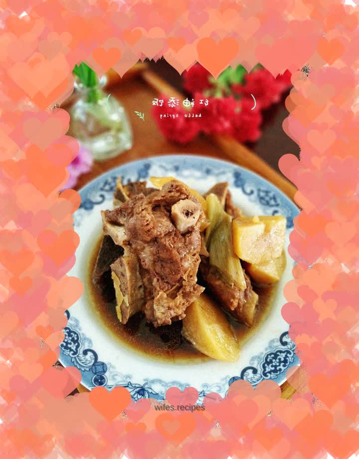 Beef Backbone Stewed with Potatoes