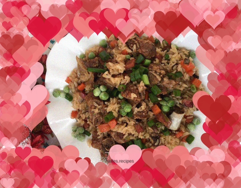 Braised rice with pork ribs and wax sausage