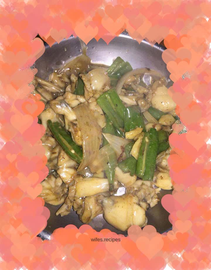 Stir-fried frog with chili pepper