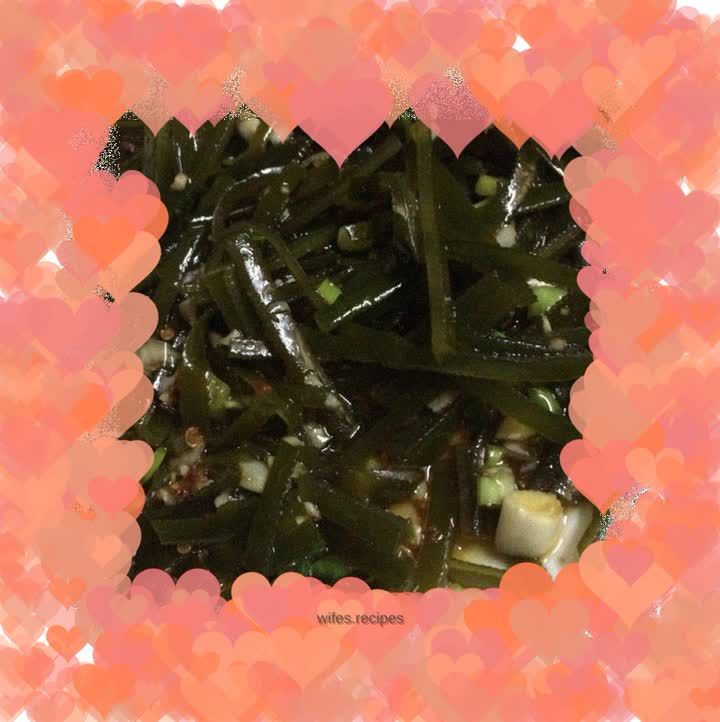 Cold seaweed shreds
