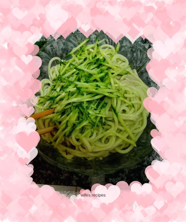 Spinach Noodles with Sesame Sauce