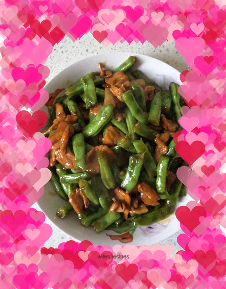Stir-fried pork slices with green beans