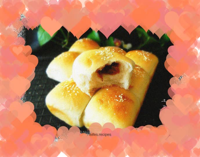 White kidney bean and brown sugar short rib buns