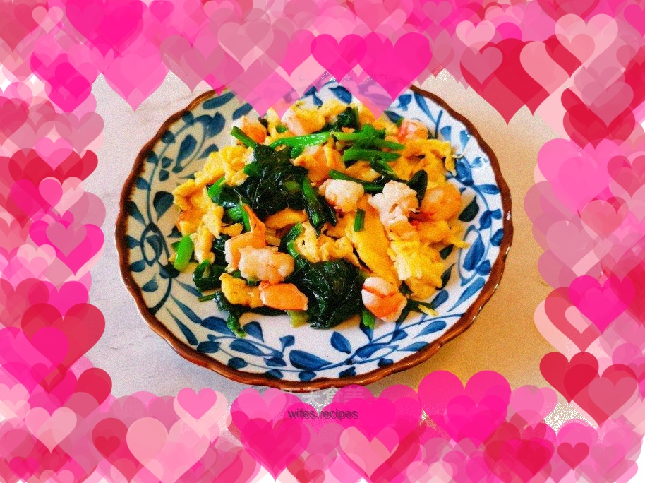 Scrambled Eggs with Shrimp, Spinach