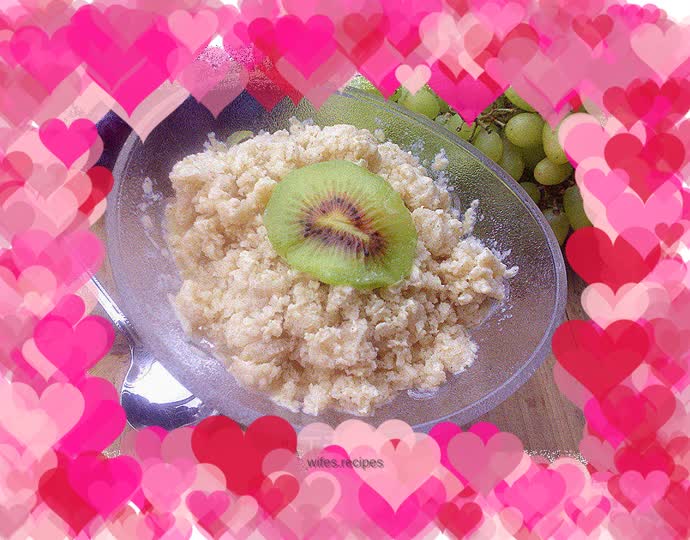 Kiwi yogurt smoothie