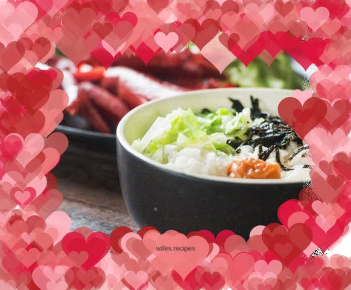 Late at night in the cafeteria, I have prepared food and wine to listen to your story