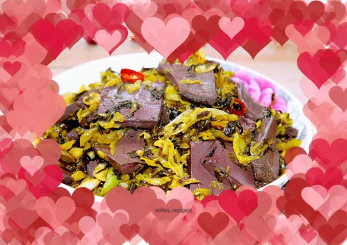 Stir-fried lamb blood with pickled cabbage